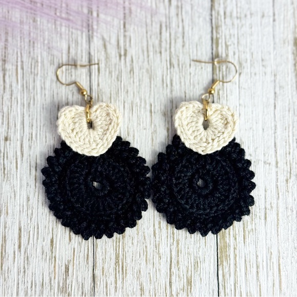 Elegant Black and Cream Handmade Crochet Earrings - Picture 3 of 4